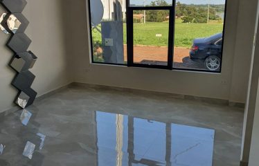 🏡 Residencia Moderna en Venta – Costa del Lago