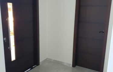 🏡 Residencia Moderna en Venta – Costa del Lago